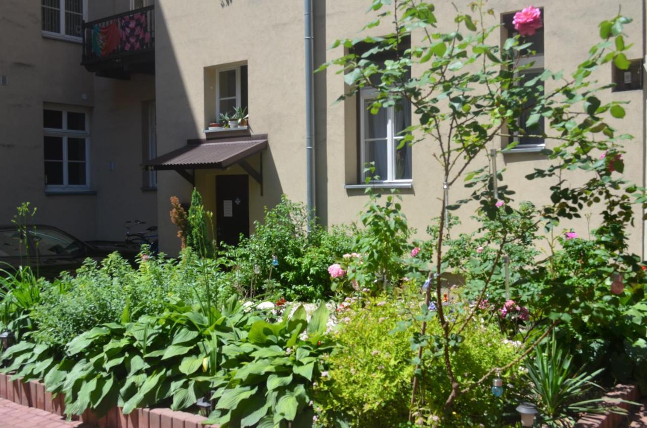 Apartament Moments Stare Miasto Style And Comfort Netflix Krakow Bagian luar foto